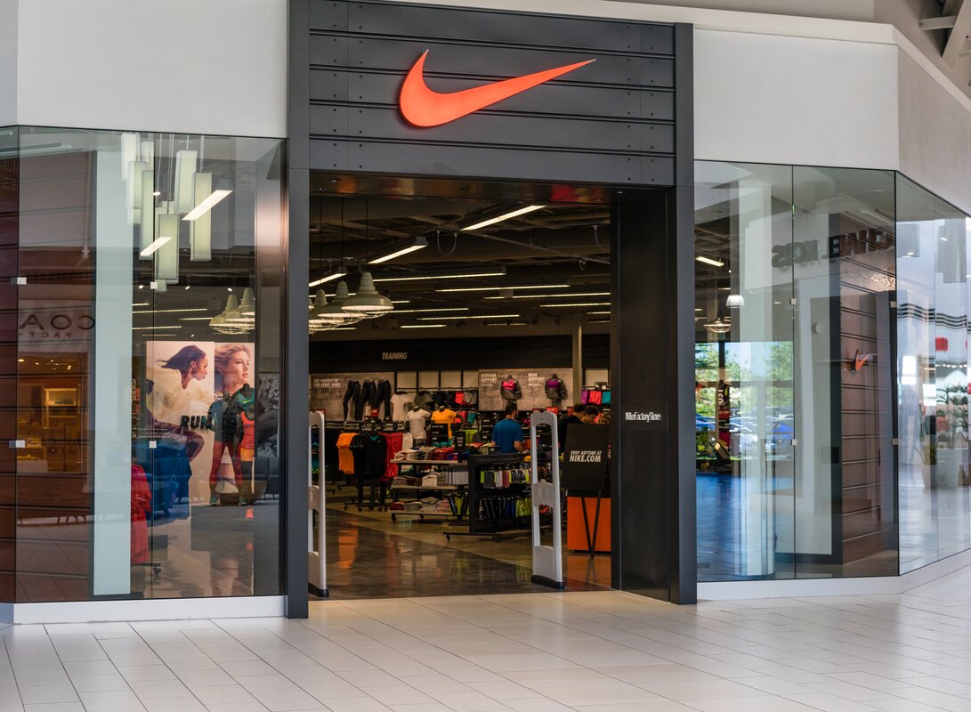 commercial-storefront-glass-design-installation-Inside-Mall.jpg1400x800 commercial-storefront-glass-design-installation-Inside-Mall.jpg1400x800