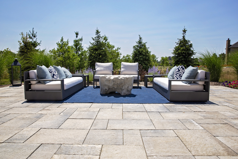 PATIO PICTURE.jpg800x800