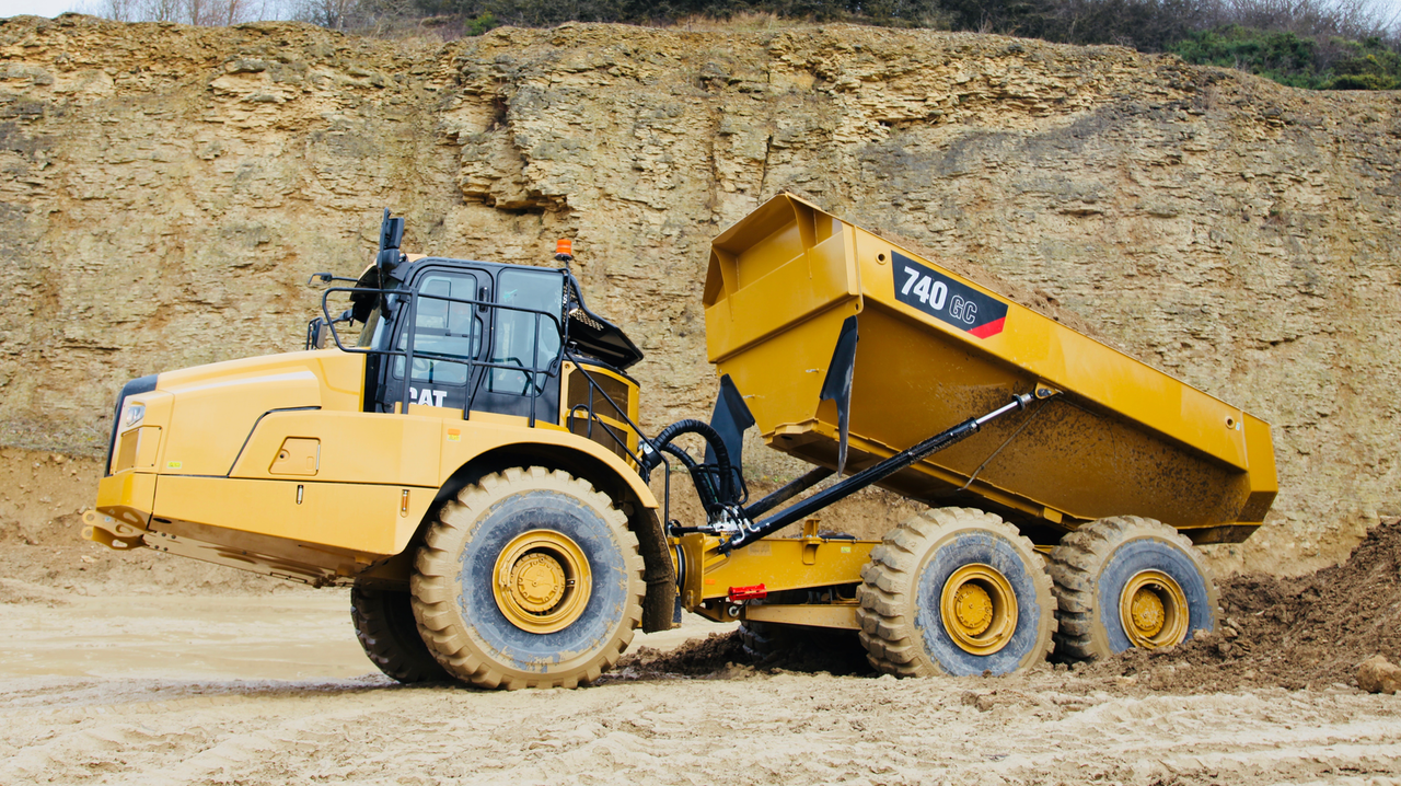 Caterpillar_740_GC_40_ton_articulated_dump_truck