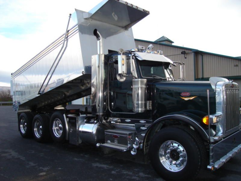 peterbilt-379-dump-truck