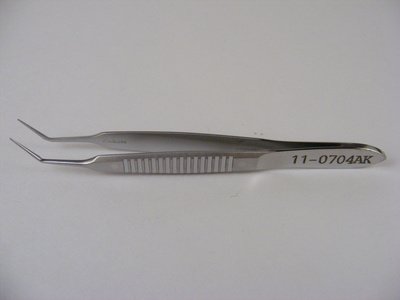 Kelman-McPherson tying forceps, 3 3/8", 8mm angled shafts with 5mm tying platforms, narrow, serrated handle
