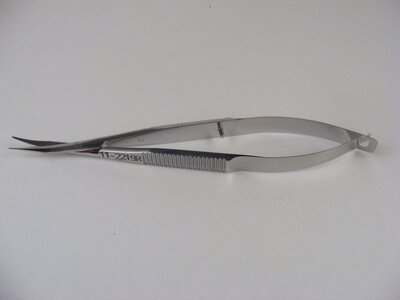 Westcott tenotomy scissors - right, 4 1/2", curved 19mm blades with blunt tips, flat handle e3320r