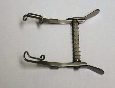 Mellinger Eye Speculum Fenestrated  blades Blade Length 16mm OL 70mm(2 3/4")