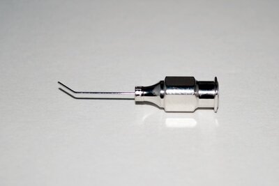 Gills Aspirating Cannula 25ga Angled 5mm from bend to tip, 18mm Overall Length