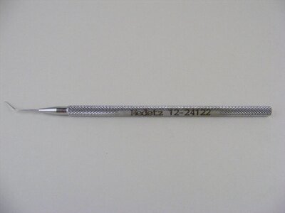 Sinskey II Lens Manipulating Hook .2mm Diameter Blunt tip, Angled 10mm from bend to tip, Round Knurled Handle, 115mm Overall Length, Stainless Steel