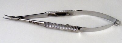 Barraquer Needle Holder Delicate, Curved, w/lock OL 135mm(5 /14")