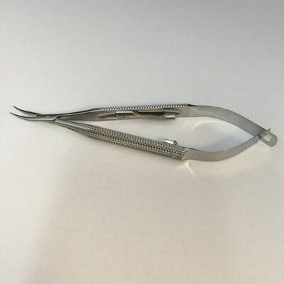 Baby Barraquer Needle Holder Curved, w/lock JL 9.0mm OL104mm(4 1/8")