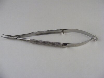 Baby Barraquer Needle Holder Curved, w/o lock JL 9.0mm OL 104mm(4 1/8")