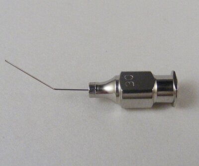 McIntyre Anterior Chamber Cannula 30gauge Angled Blunt tip, 12mm from bend to tip, 16mm Overall Length