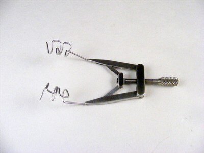 Lieberman Adjustable Triple Post Speculum Unique Triple Post Speculum, 16mm Large Blades, Stainless Steel