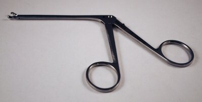 Hartman Herzfeld Ear Forceps, WL 85mm (3 3/8")