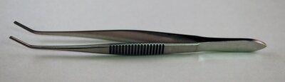 Nugent Utility Forceps Cross Serrated Jaw 10.0mm, Total Width 1.2mm Overall Length 109mm (4 1/4")