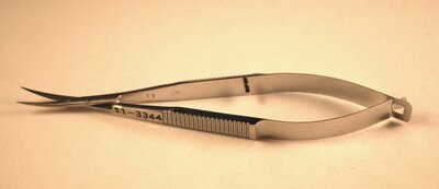 Iris Scissors Standard Blades,Curved, OL120mm (4 3/4")