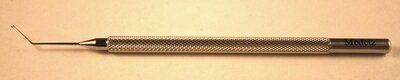 Hirschman Iris Hook, H-shaped .75mm Hook, Angled 45 Degree 9mm from bend to tip, Round Knurled Handle, 122mm Overall Length, Stainless Steel