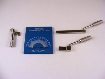 Reese Style Osteotomy Guide System
