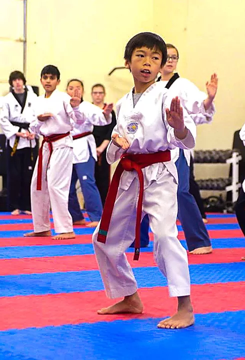 Intermediate taekwondo training in Lynnwood