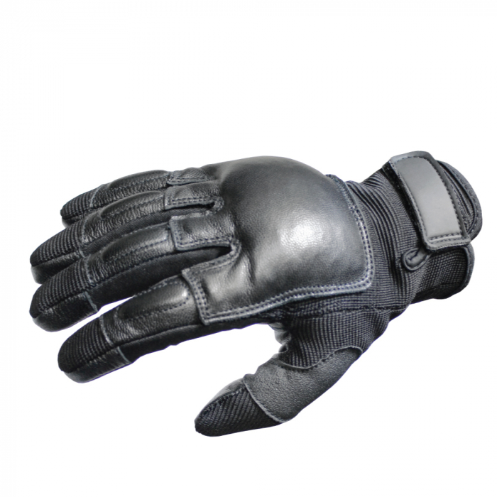 Police Force SAP gloves are self-defense gloves with steel shot inside the knuckle area that improve your punching power.